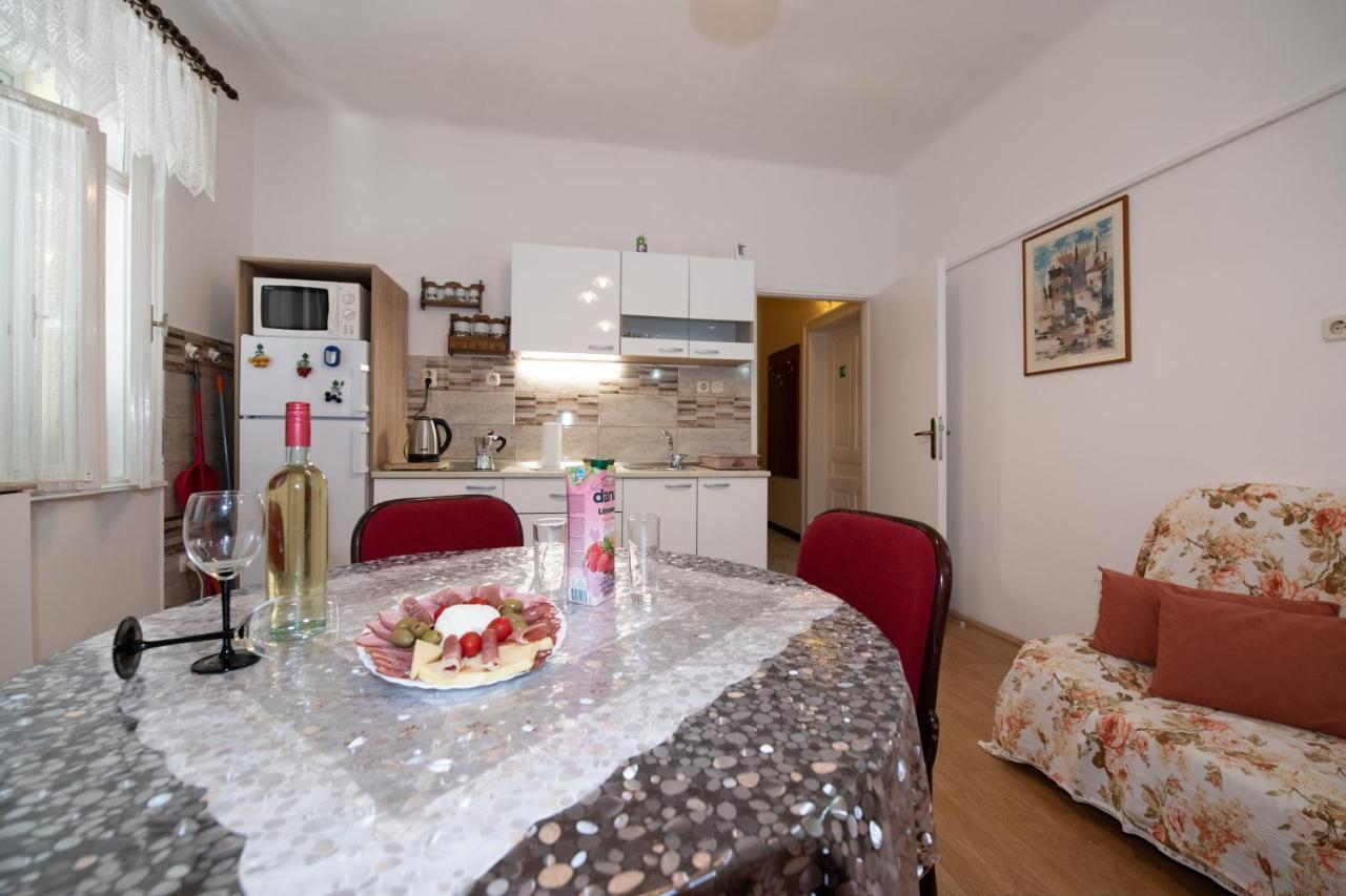 Apartamento Apartman Paun Opatija Exterior foto
