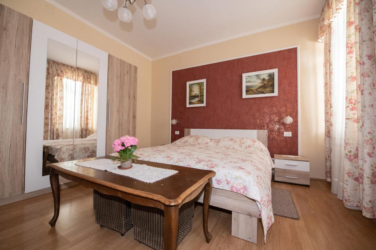 Apartamento Apartman Paun Opatija Exterior foto